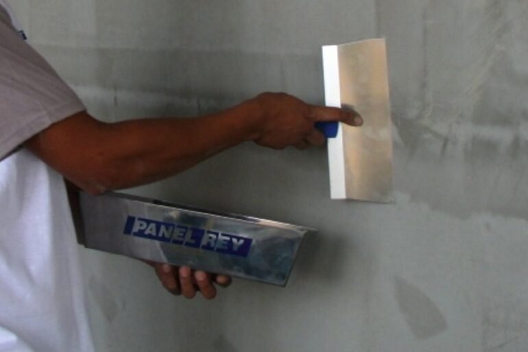 Conoce los diferente paneles de yeso Panel Rey que se ajustan a tus necesidades.